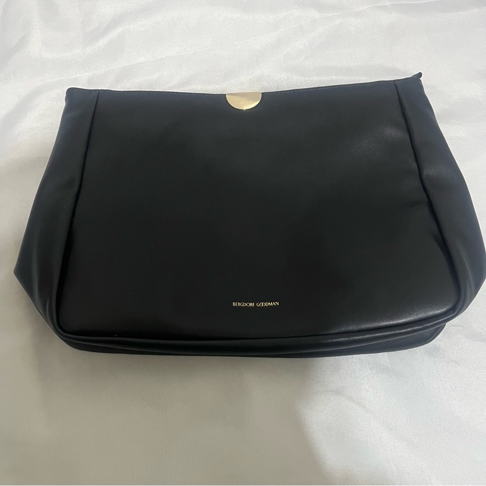 Bergdort Goodman Leather Beauty Bag